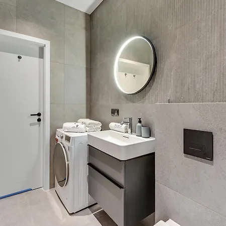 Scala Center & By Lion