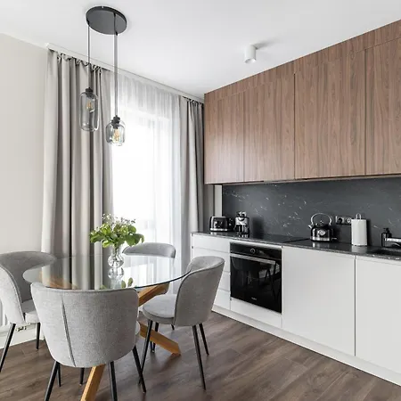 Scala 60ca Center & By Lion Apartament