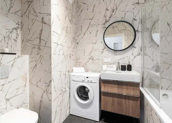 Scala Center & By Lion *