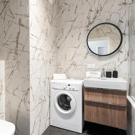 Scala Center & By Lion *