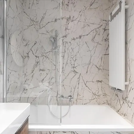 Scala Center & By Lion アパート *